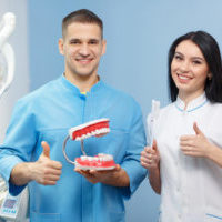 Как восстановить зубную эмаль